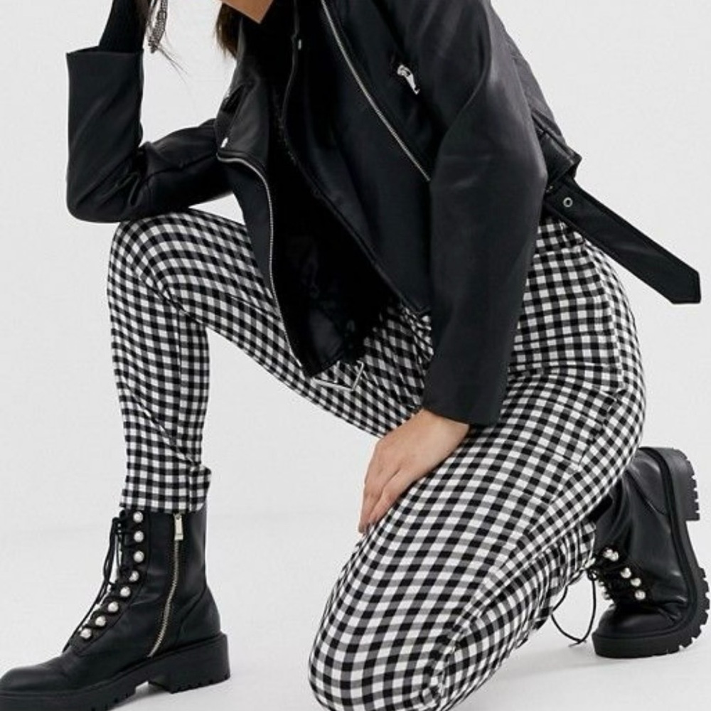Stradivarius Monochrome Checkered Pants